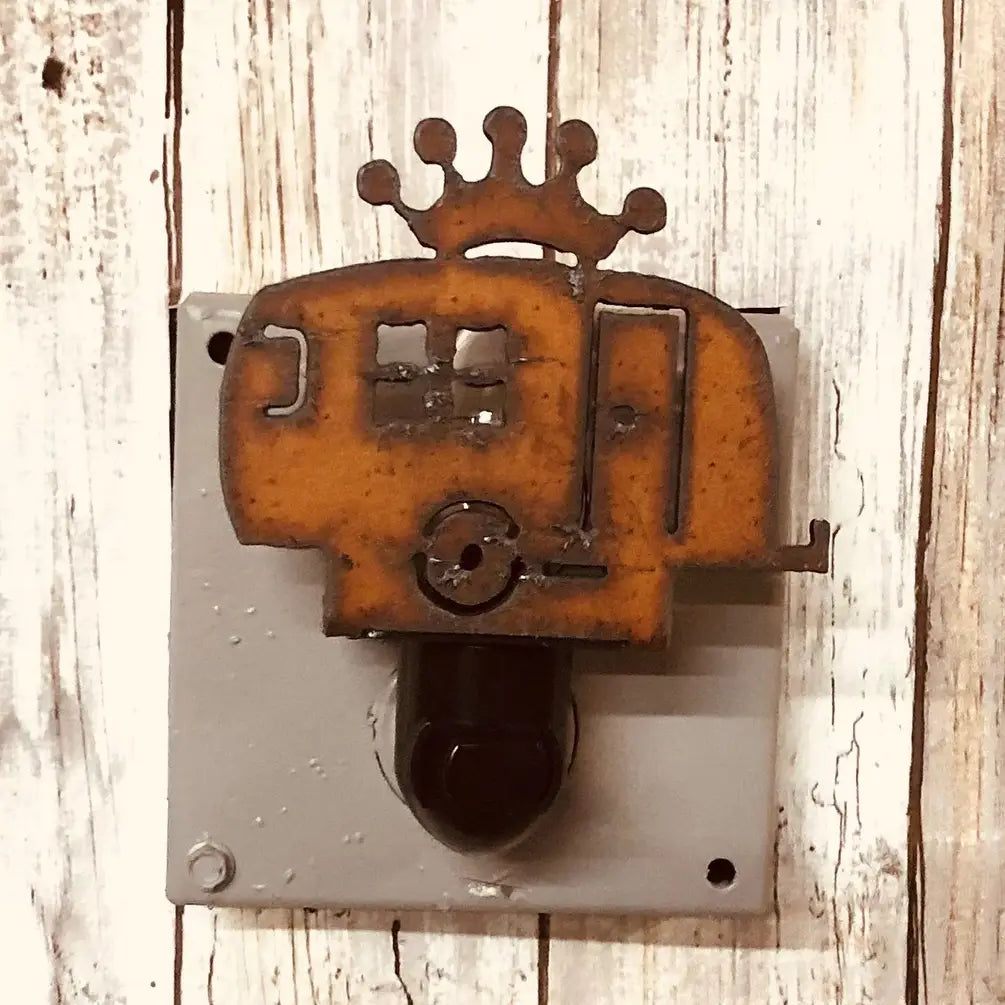 Trailer with Crown Glamper KOA Nightlight Image