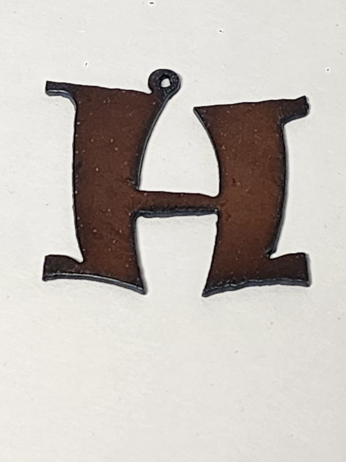 "Rowdy" font Initial Charm