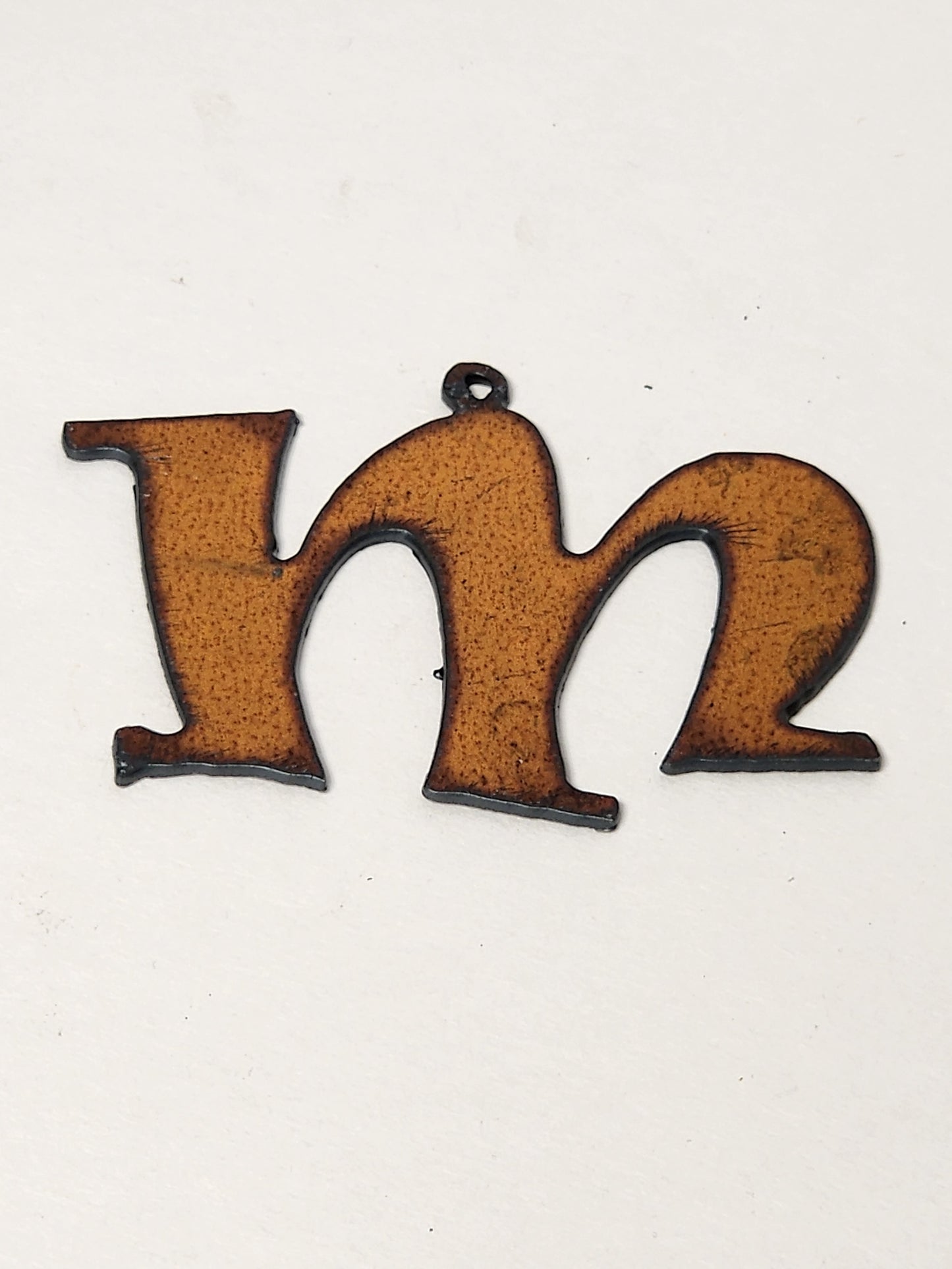 "Rowdy" font Initial Charm