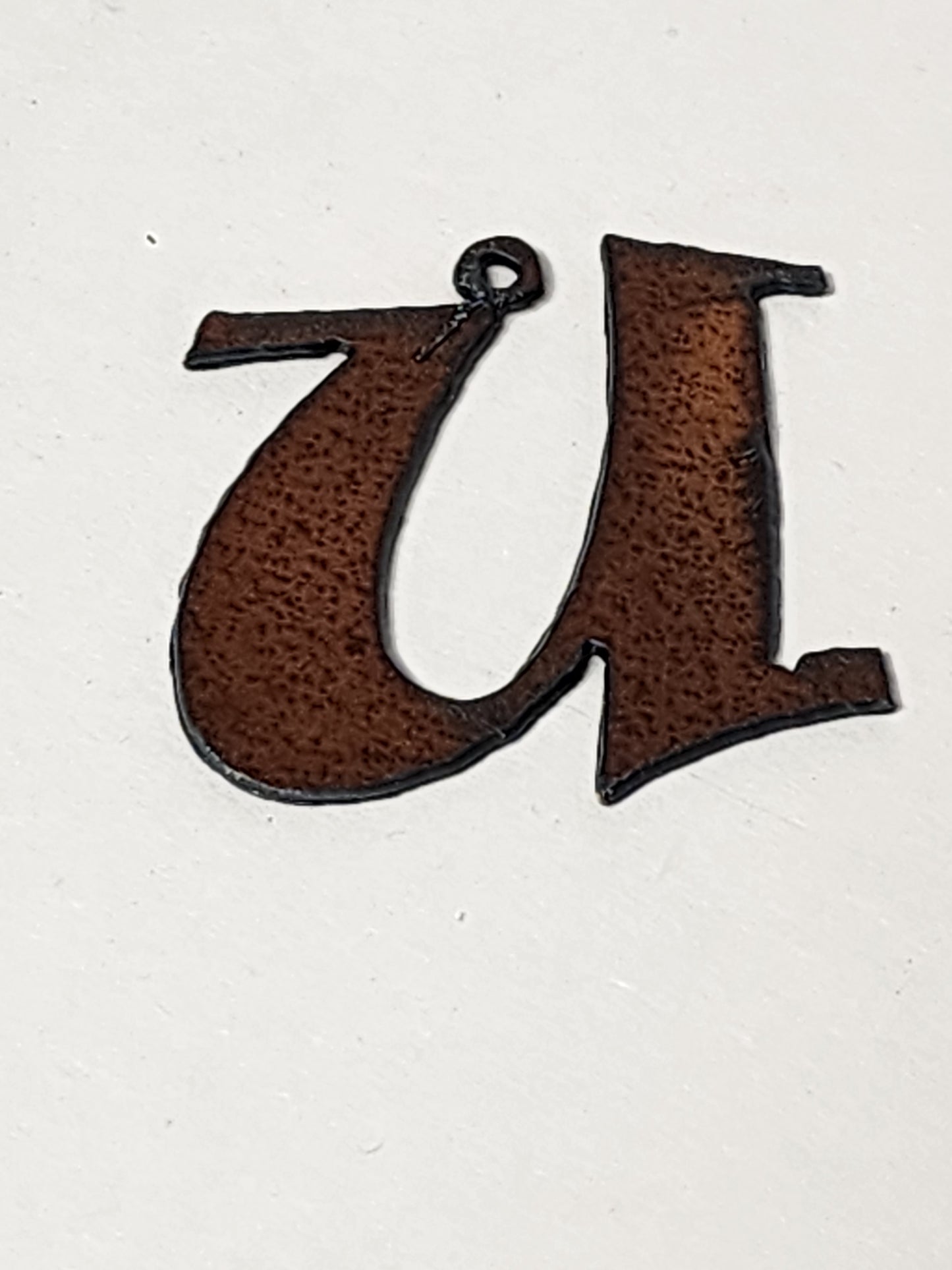 "Rowdy" font Initial Charm