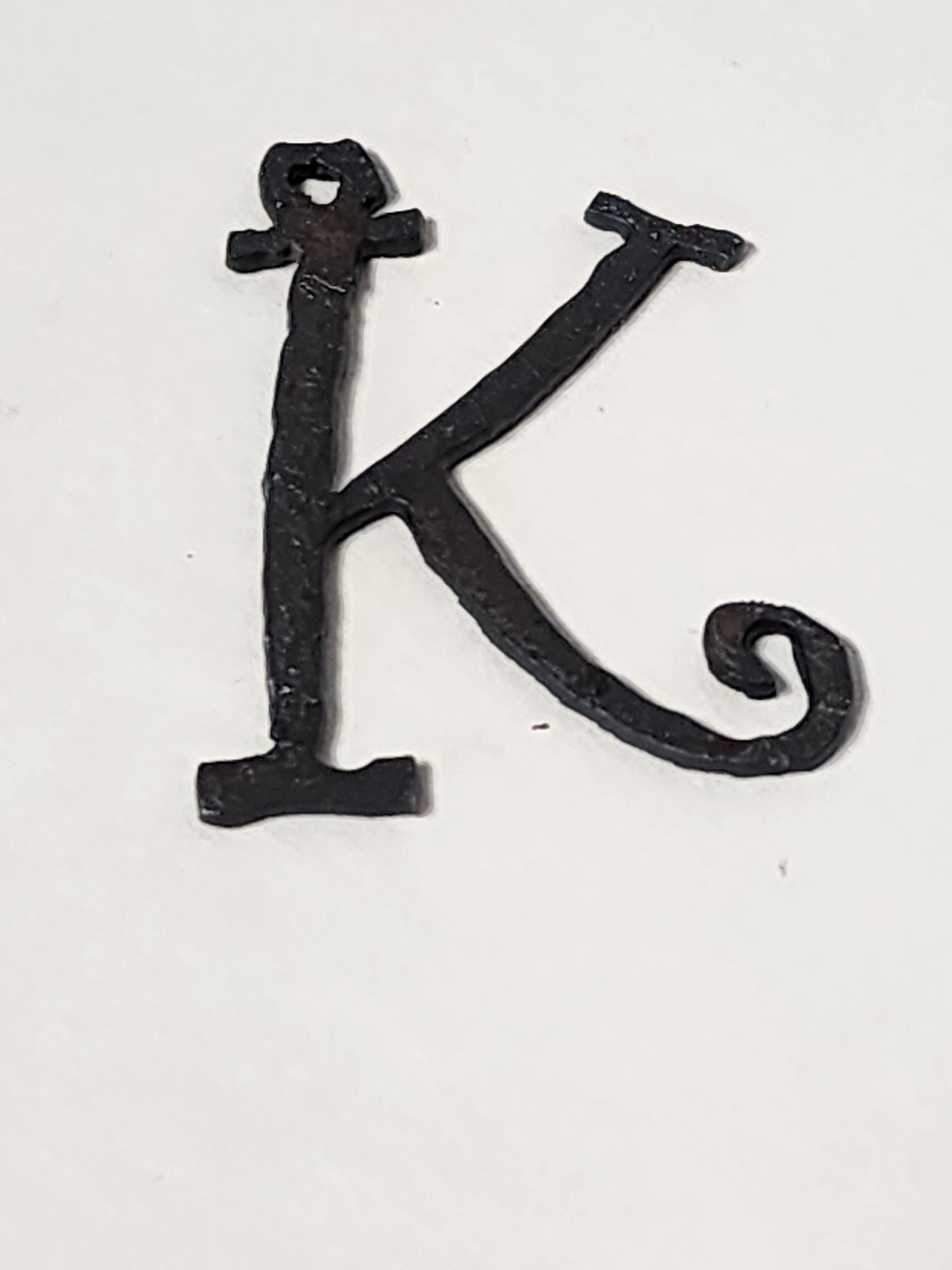 "Curls" font Initial Charm