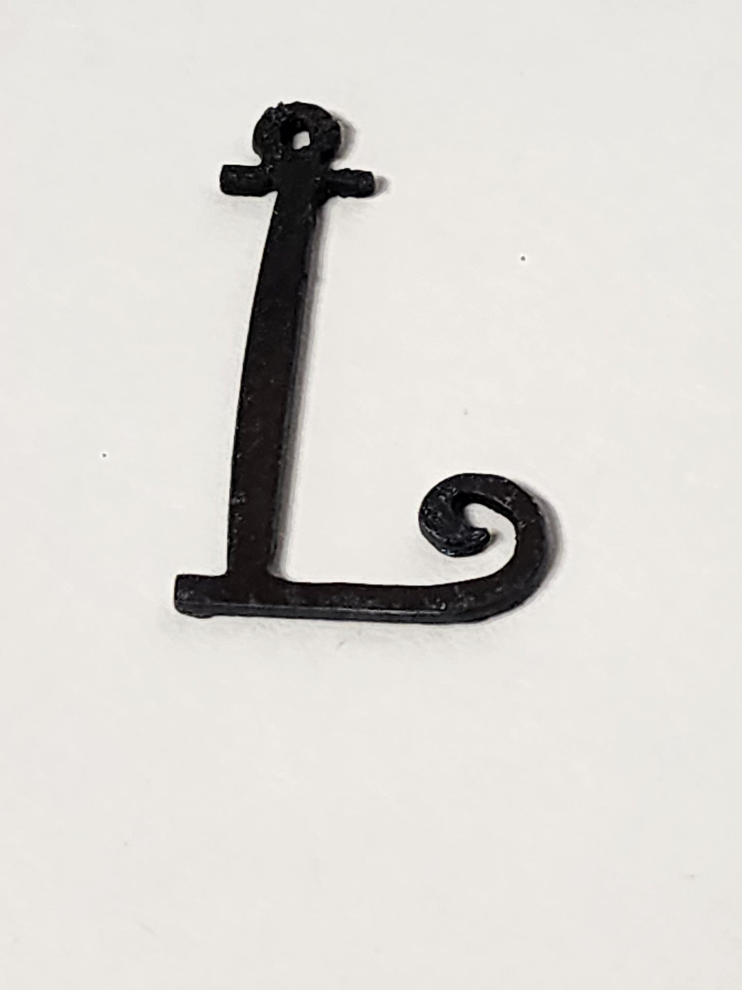 "Curls" font Initial Charm