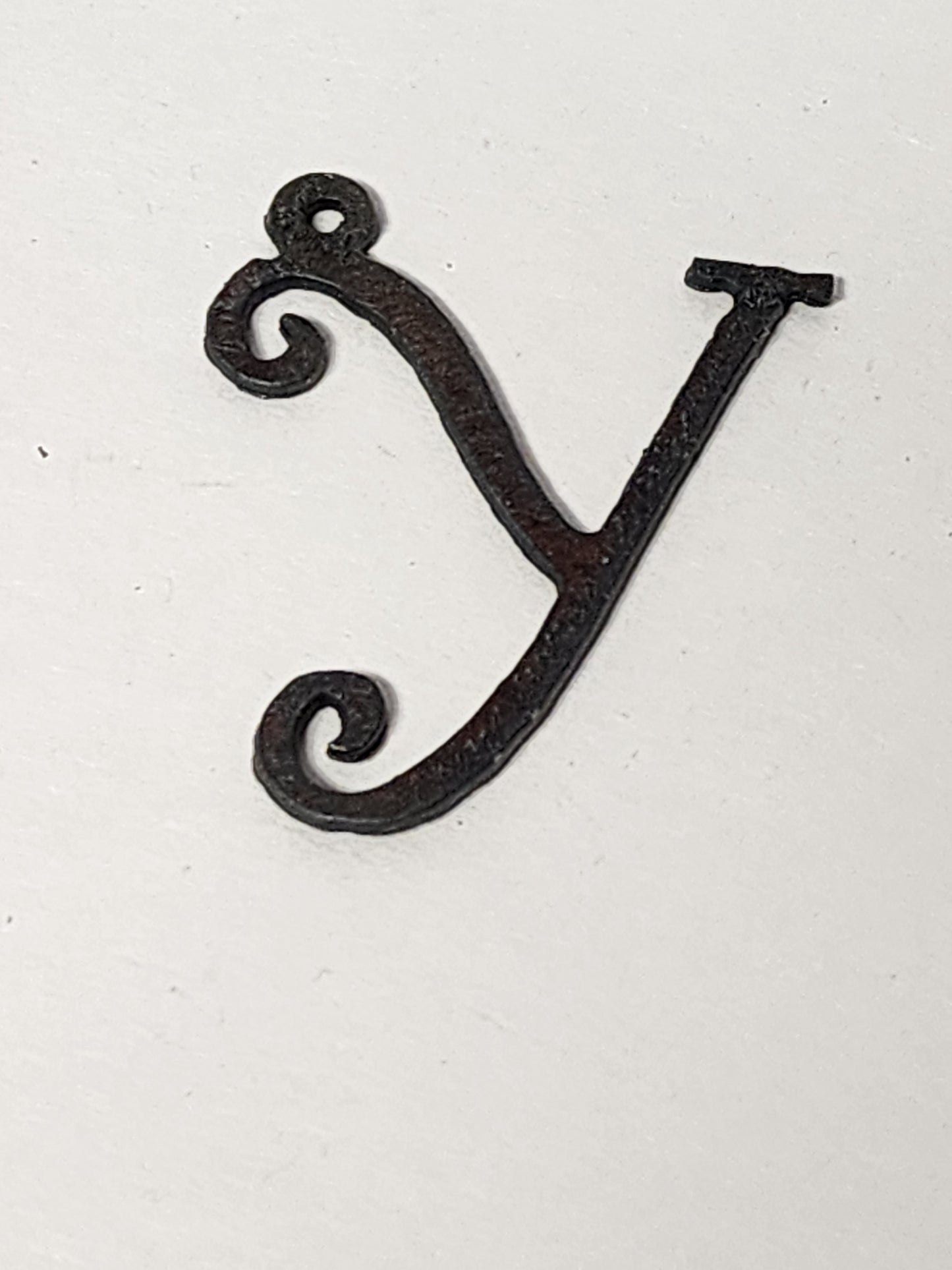 "Curls" font Initial Charm