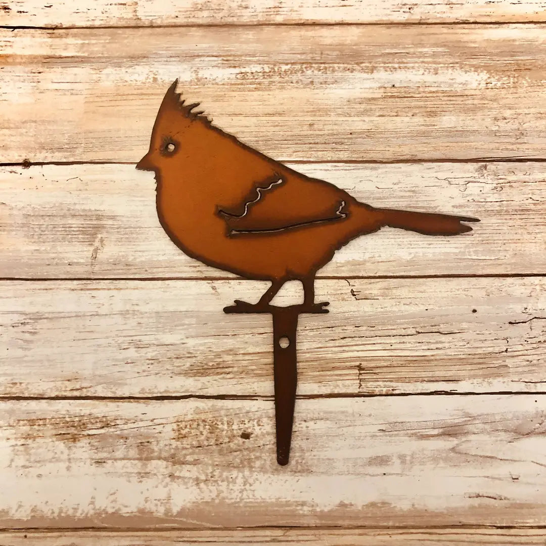 Cardinal Rusty Bird Garden Yard Stake