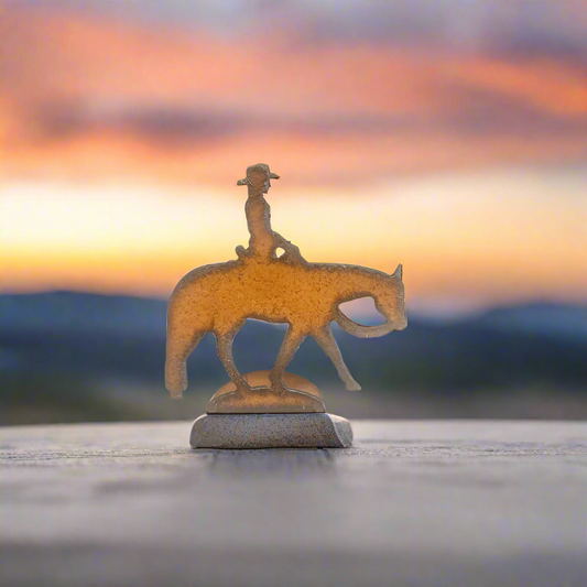 Pleasure Horse Doodad Western Rodeo Standing Figurine USA