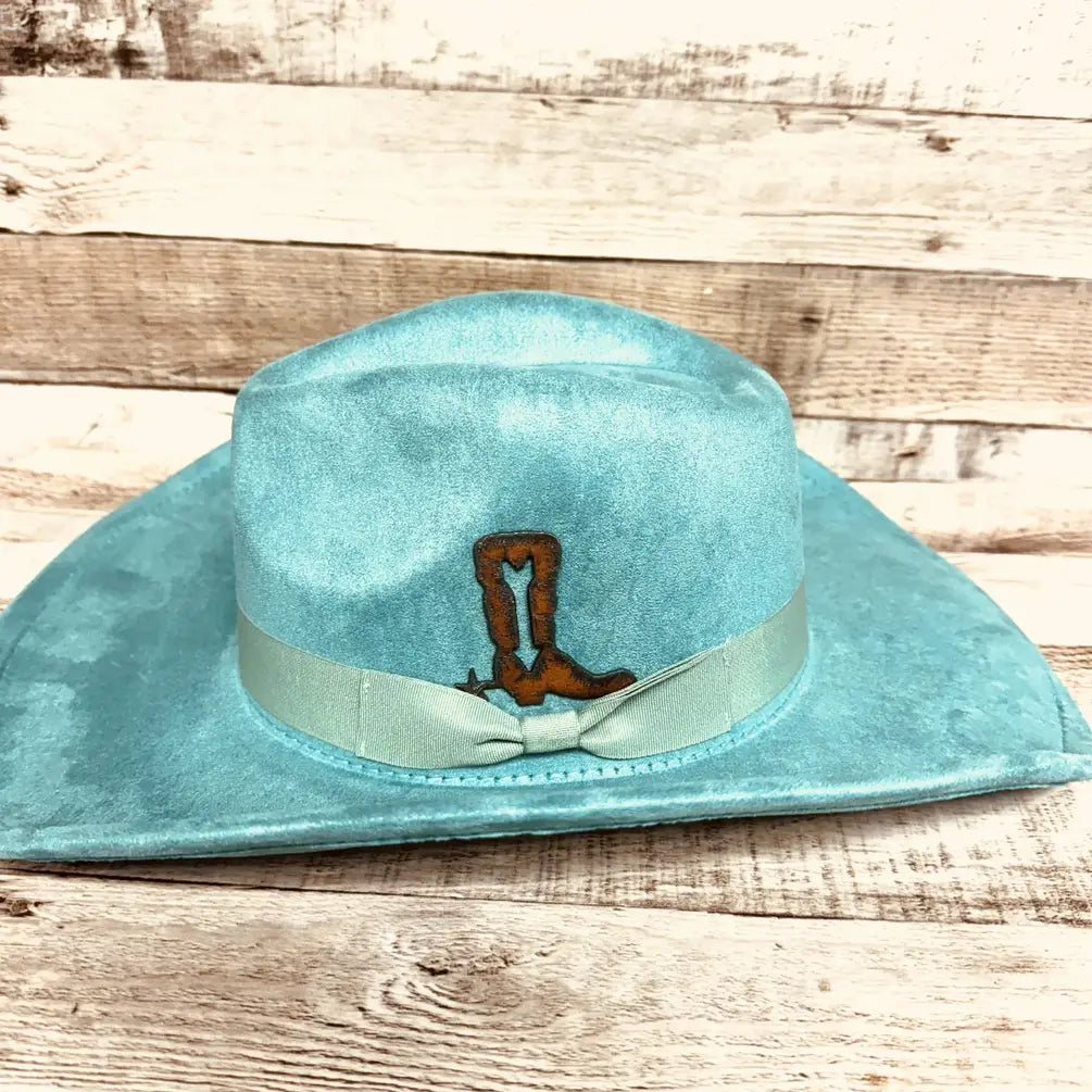 BOOT with Arrow Hat Pin Hat Bar Gift USA Made