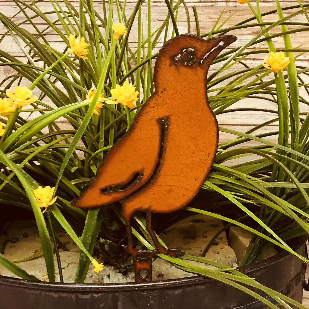 Robin Rusty Metal Bird Garden Yard Stake