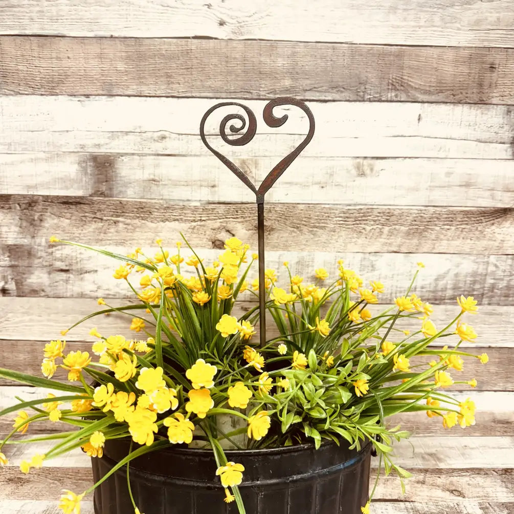 Outline Heart with Swirl Garden Whimsical Plant Stake