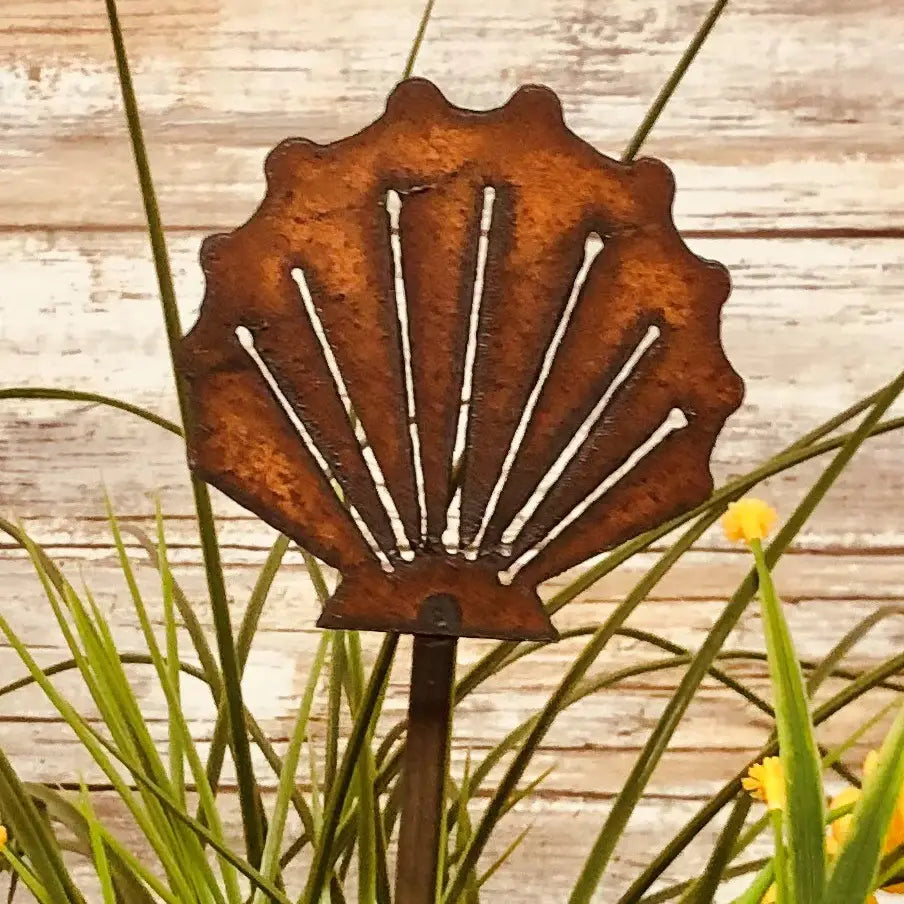 Sea Shell Garden Nautical Oceanside Plant Stake