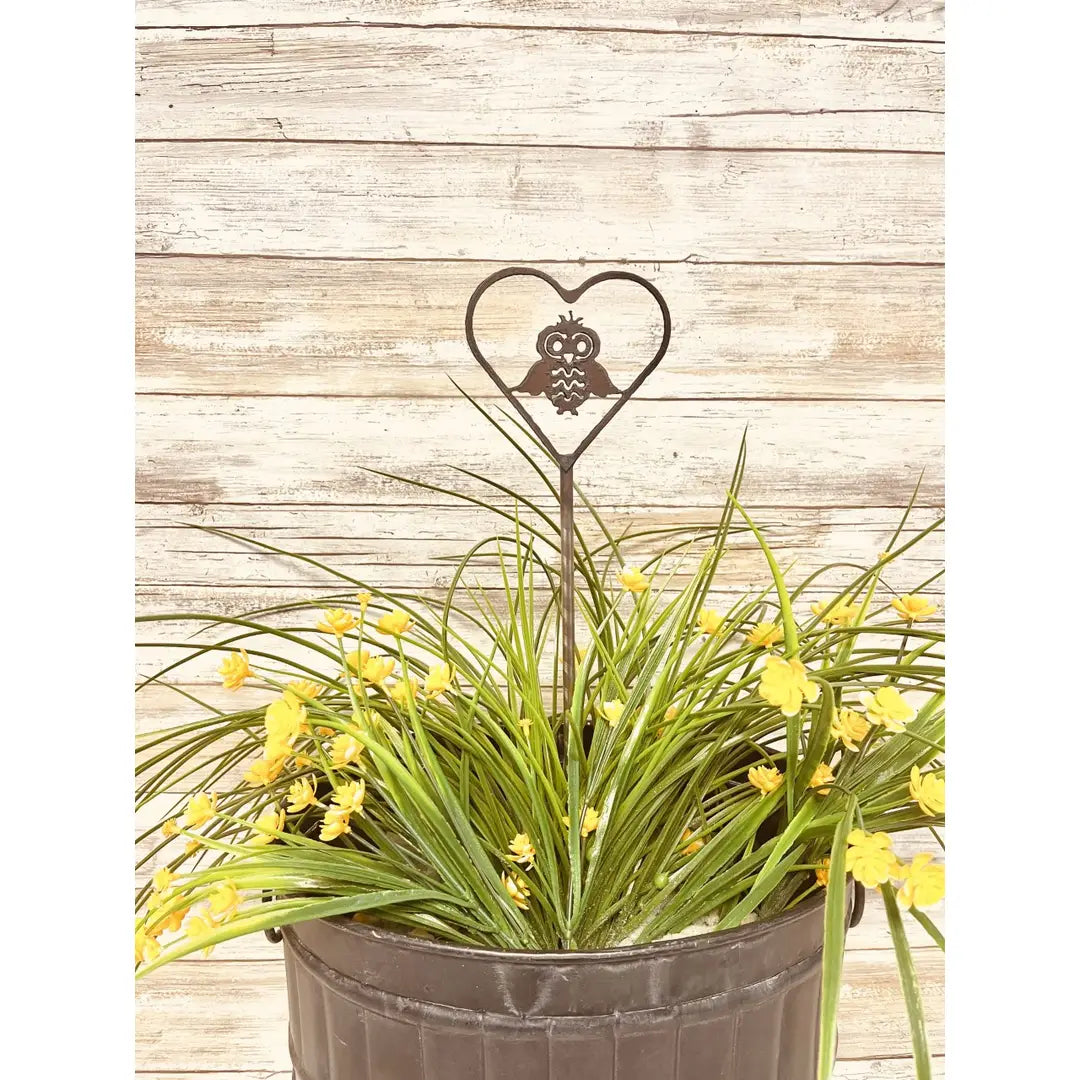 Heart Outline with Owl Garden Plant Stake