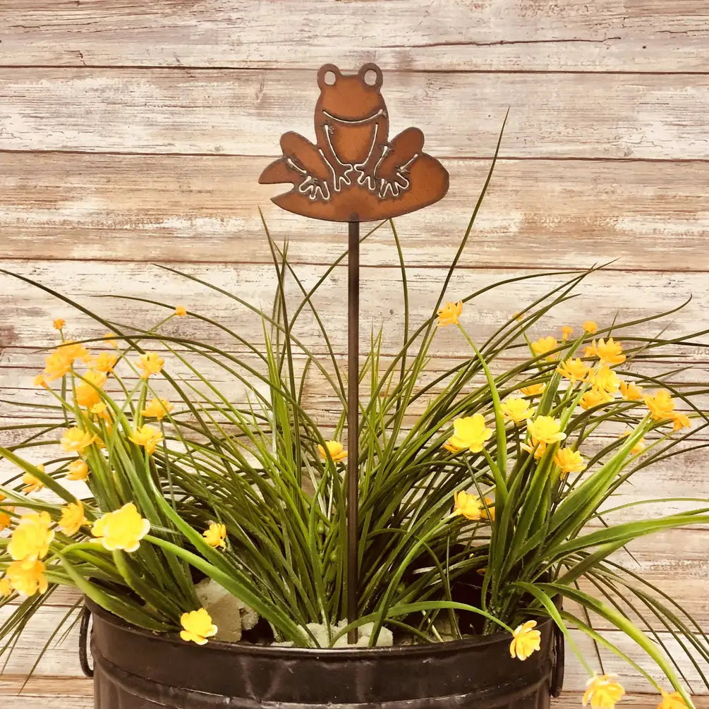 Frog on Lily Pad Garden Plant Stake