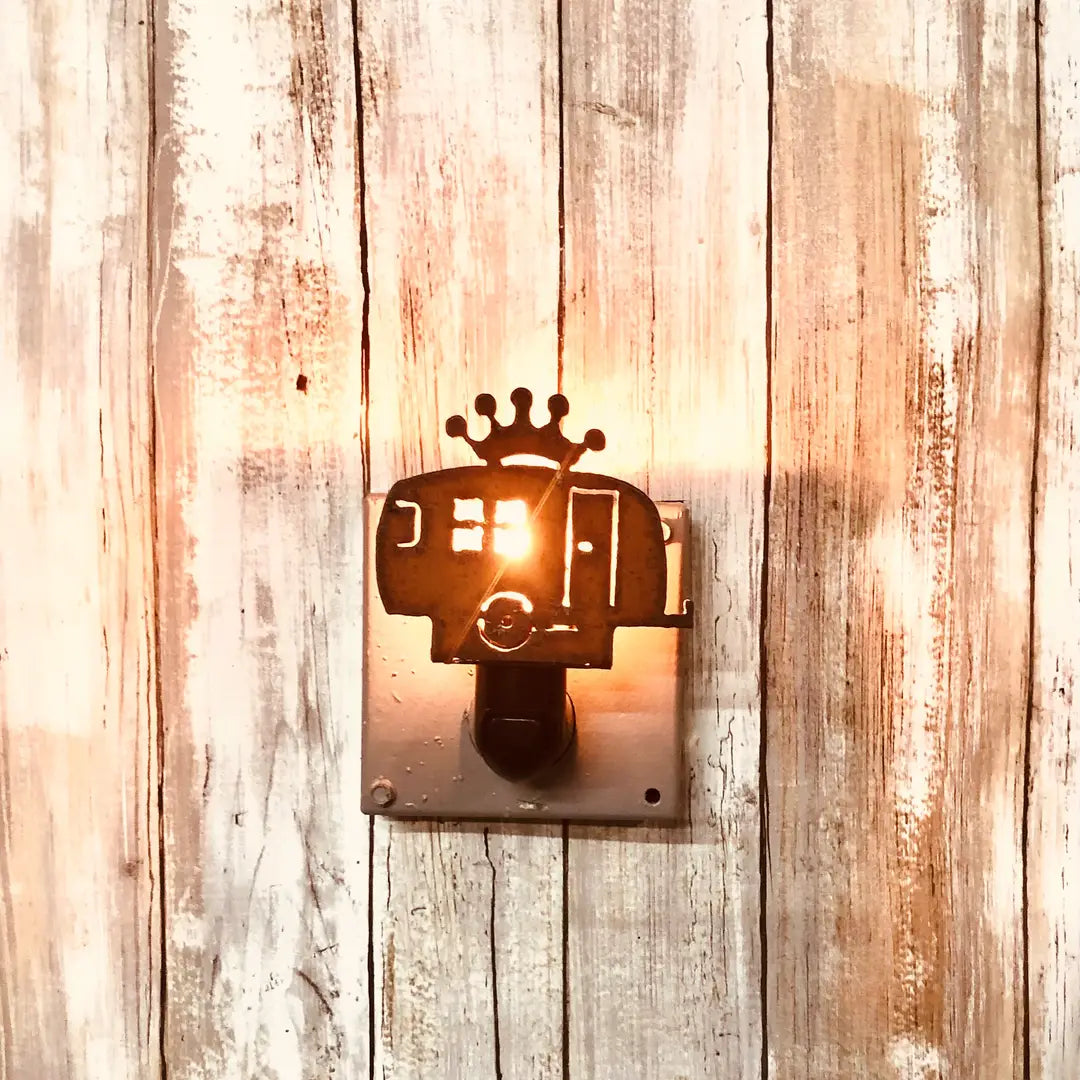 Trailer with Crown Glamper KOA Nightlight Image