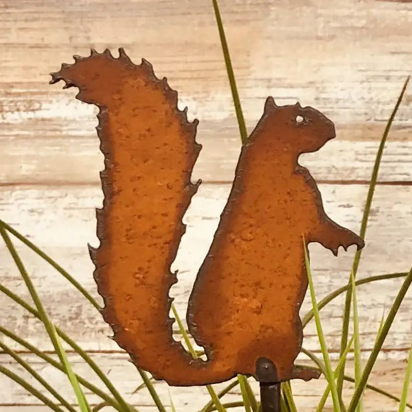 Squirrel Lodge Garden Plant Stake