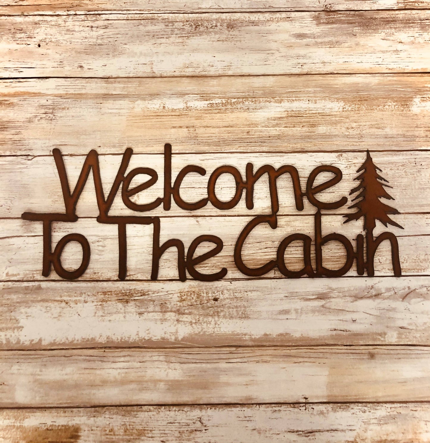 Welcome to the Cabin with Tree Lodge Sign